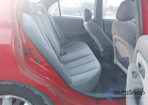 2005 Hyundai Elantra Gls/Gt from USA, damaged, VIN KMHDN46D15U977907